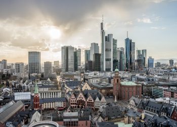 How We Approach Analysis at MonitrNews